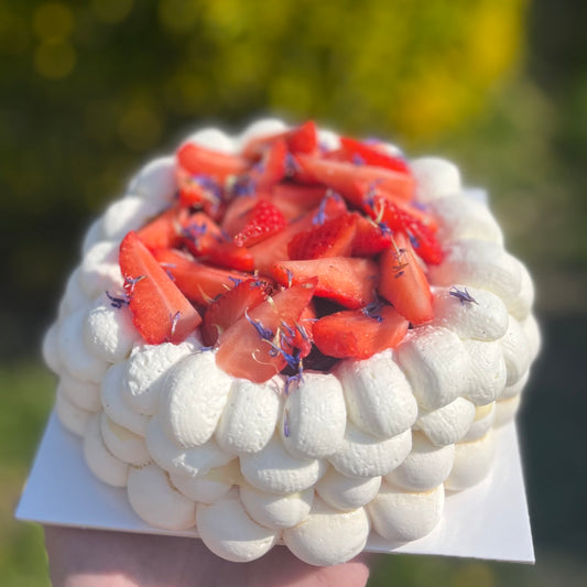 Pavlova aux fruits rouges