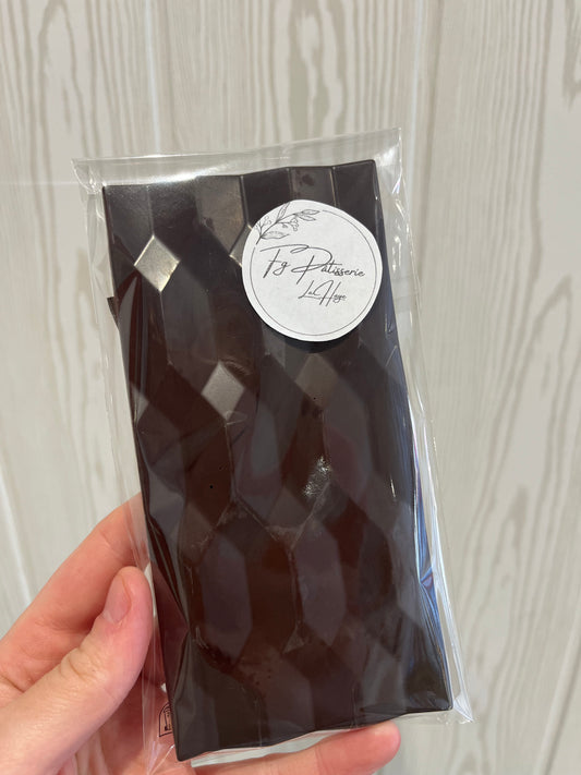 Tablette de chocolat noir 66%